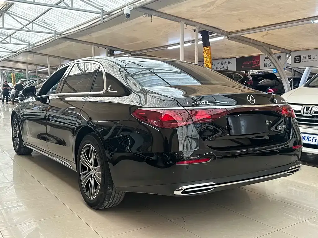 Mercedes-Benz E-Class 2024 из CN, фото 8