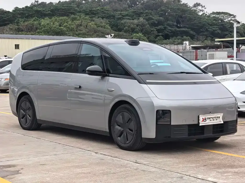 Li Auto MEGA 2024 из CN, фото 2