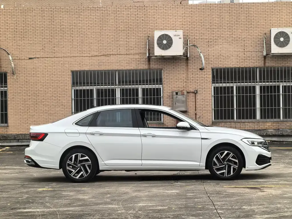 Volkswagen Sagitar 2023 из CN, фото 8