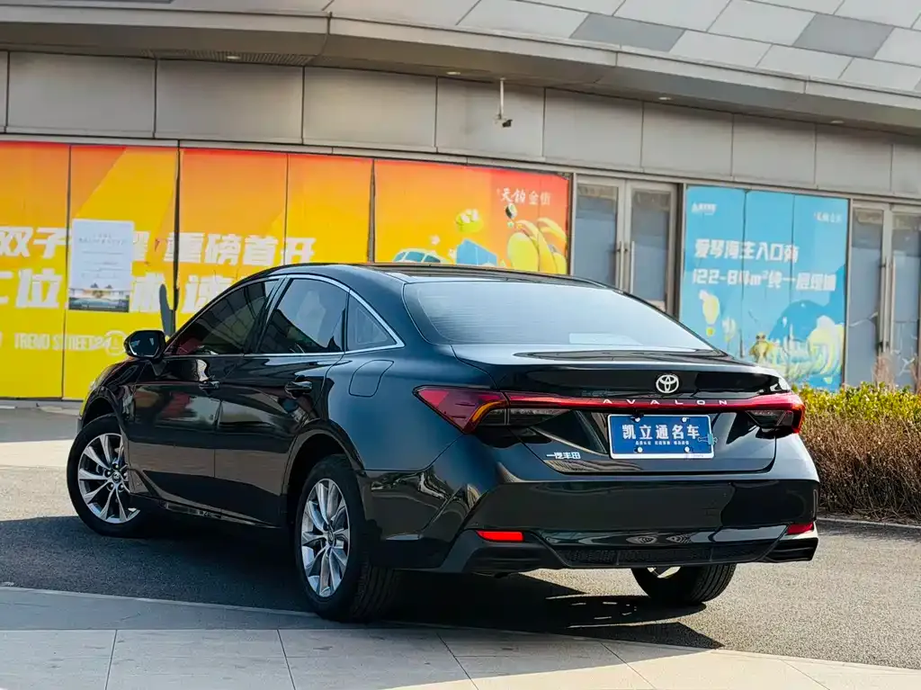 Toyota Avalon 2025 из CN, фото 2