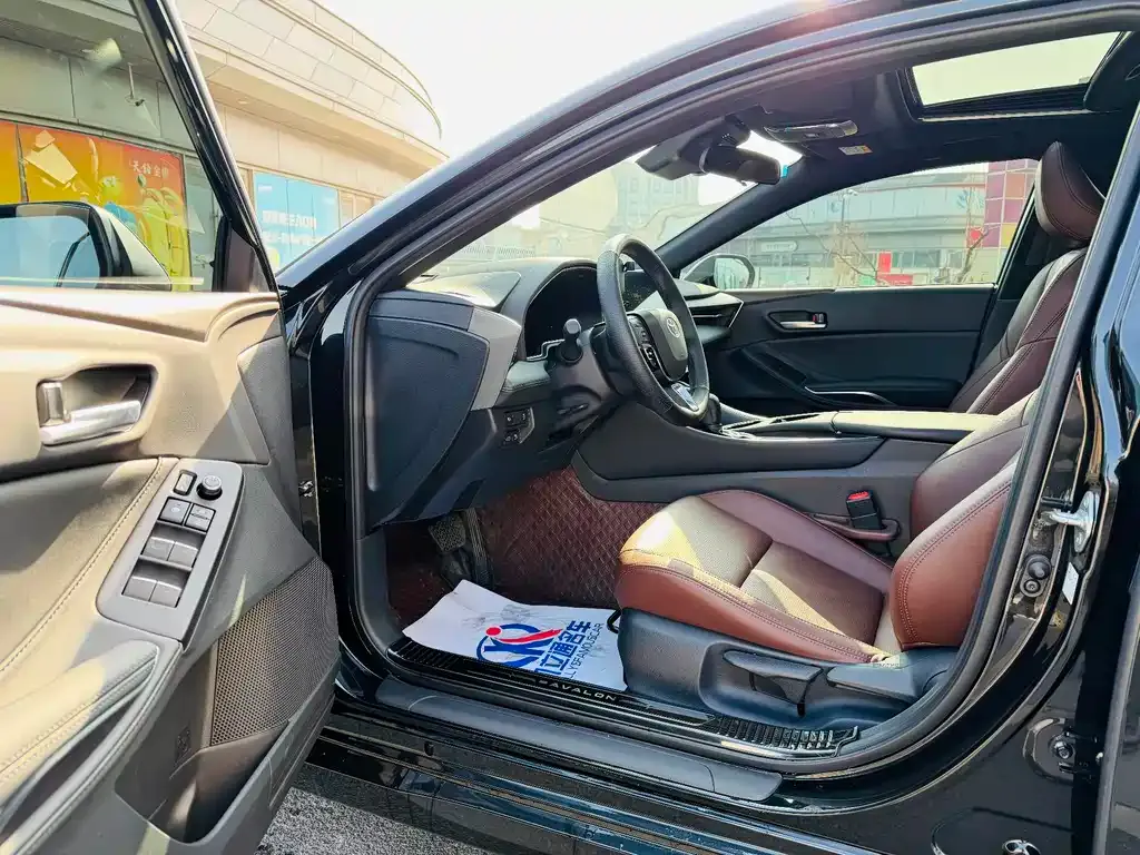 Toyota Avalon 2025 из CN, фото 8