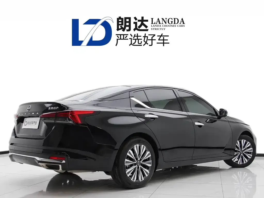 Nissan Teana 2023 из CN, фото 4