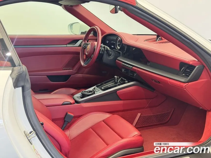 Porsche 911 2021 из KR, фото 9