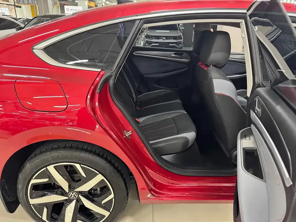 Volkswagen Lamando 2023 из CN, фото 7