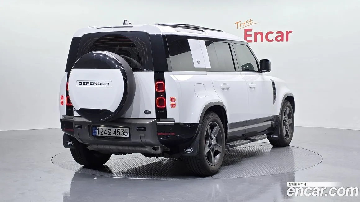 Land Rover Defender 2022 из KR, фото 10