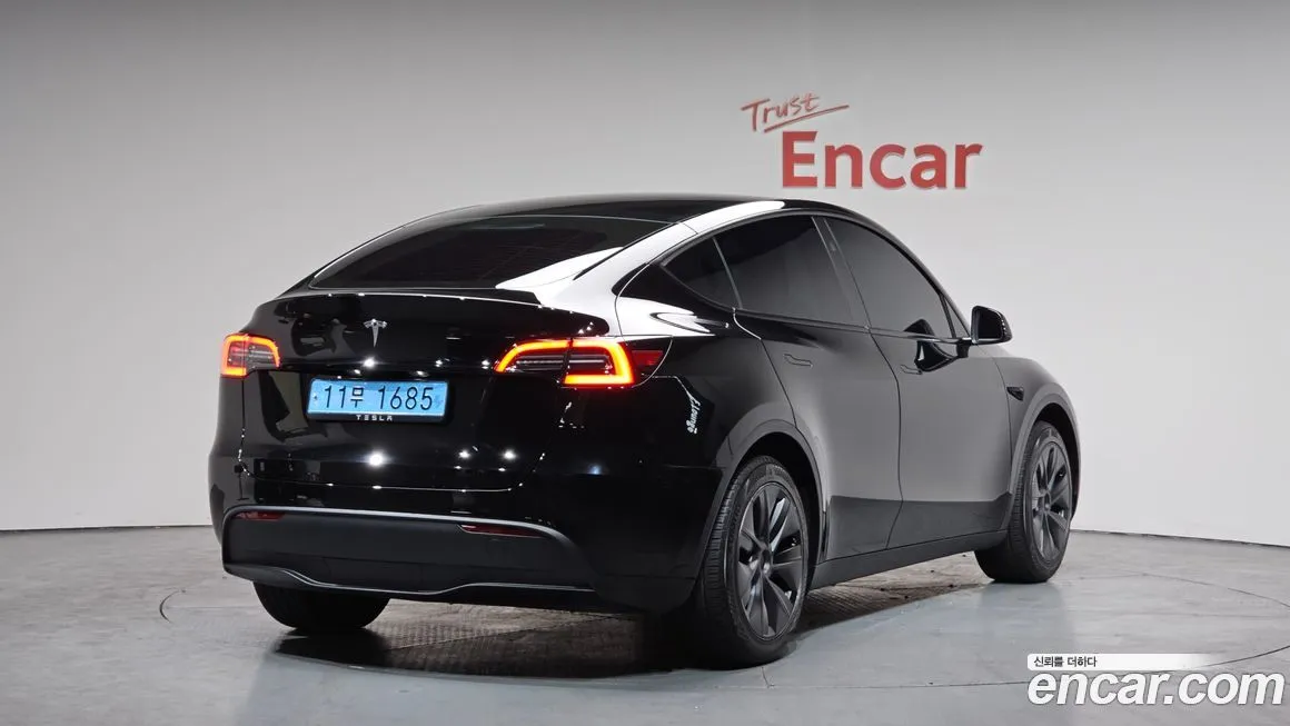 Tesla Model Y 2024 из KR, фото 10