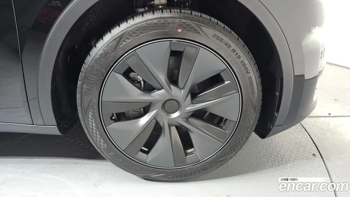 Tesla Model Y 2024 из KR, фото 6