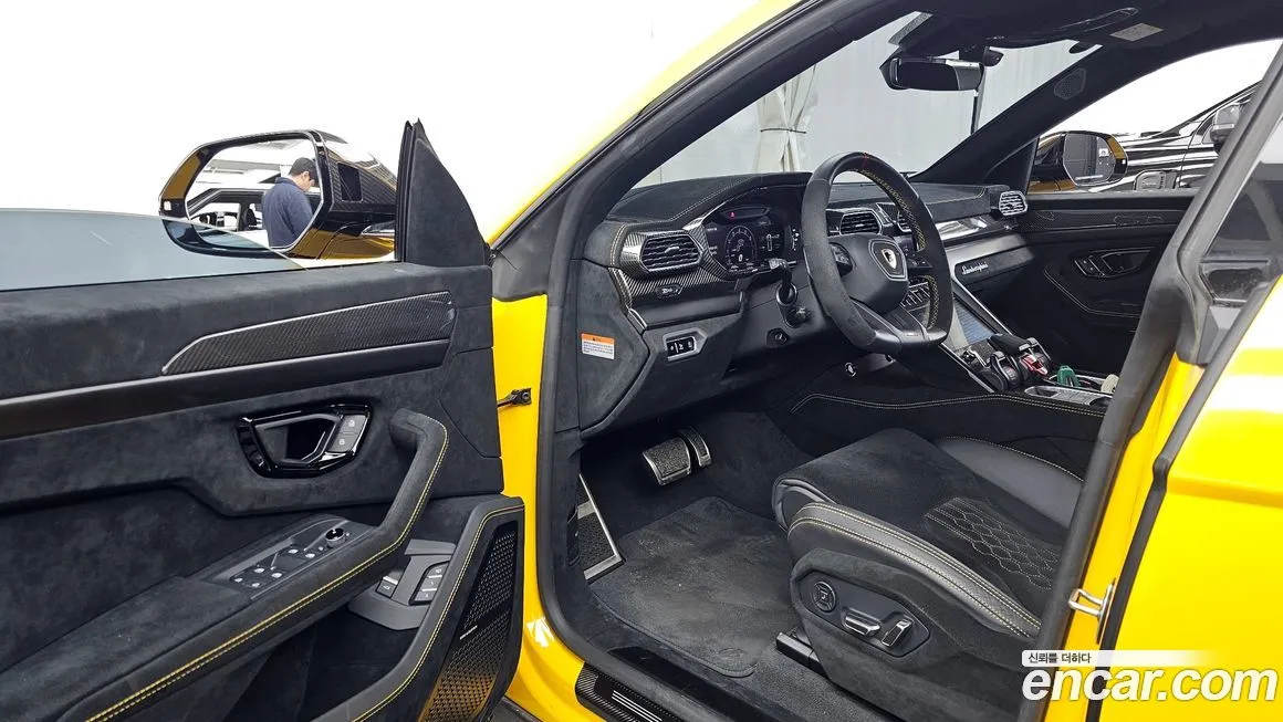 Lamborghini Urus 2023 из KR, фото 5