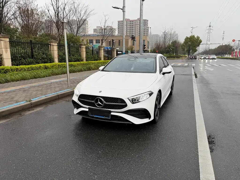 Mercedes-Benz A-Class — фото 7