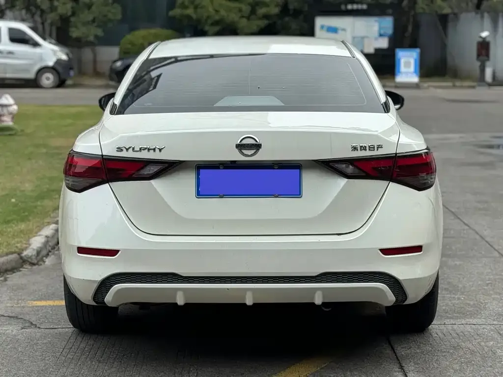 Nissan Sylphy 2023 из CN, фото 6