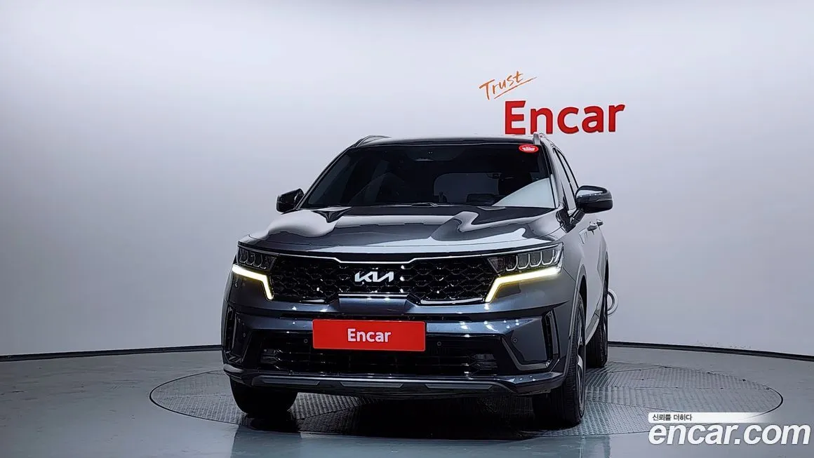 Kia Sorento — фото 8