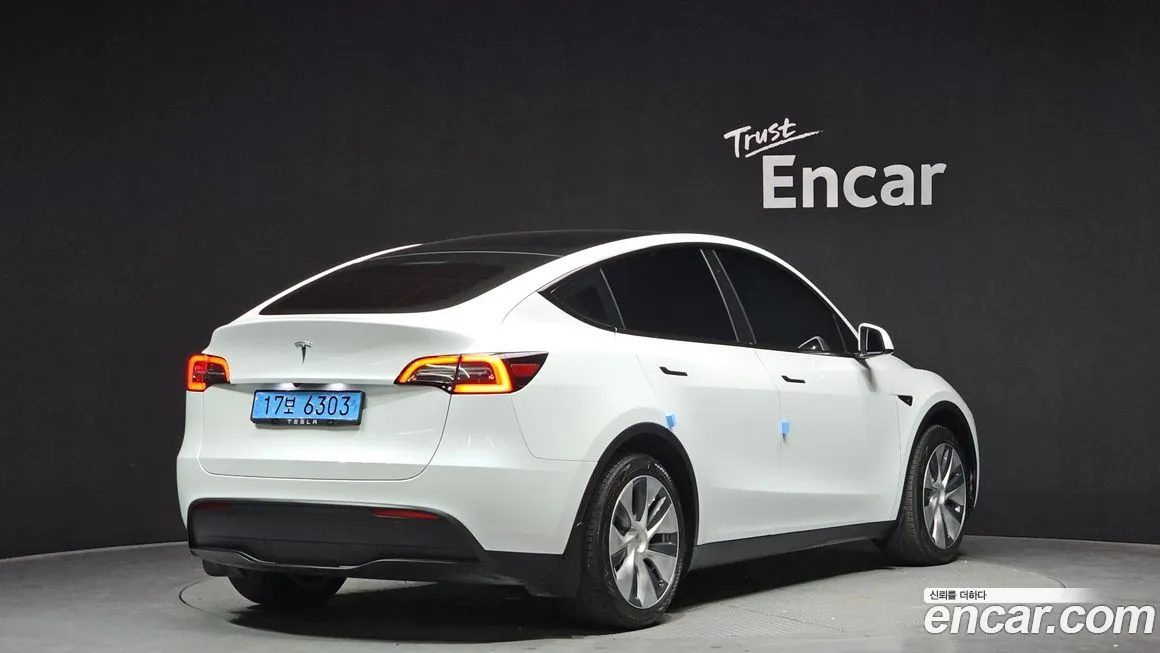 Tesla Model Y 2023 из KR, фото 4