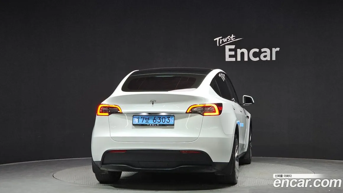 Tesla Model Y 2023 из KR, фото 5