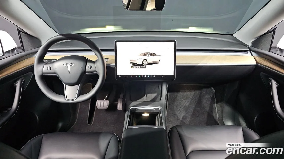 Tesla Model Y 2023 из KR, фото 2