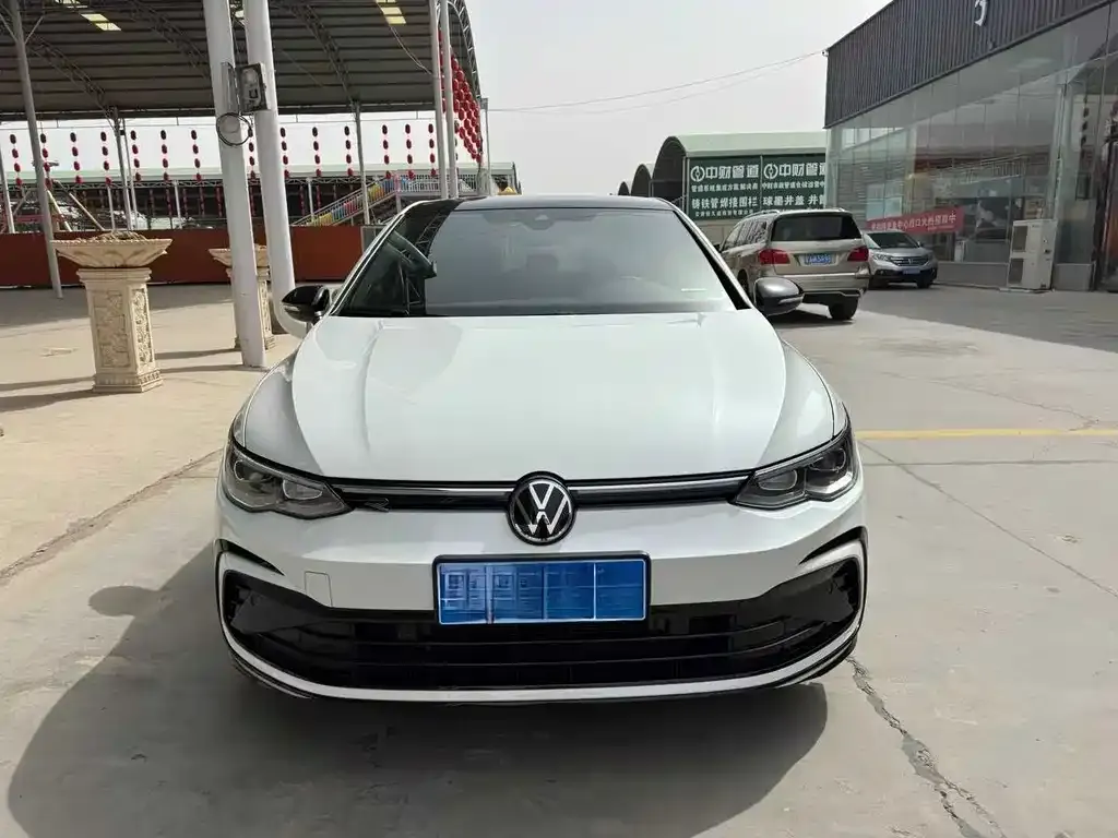 Volkswagen Golf 2021 из CN, фото 5