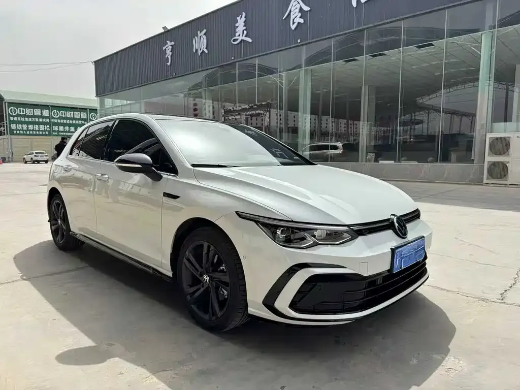 Volkswagen Golf 2021 из CN, фото 3