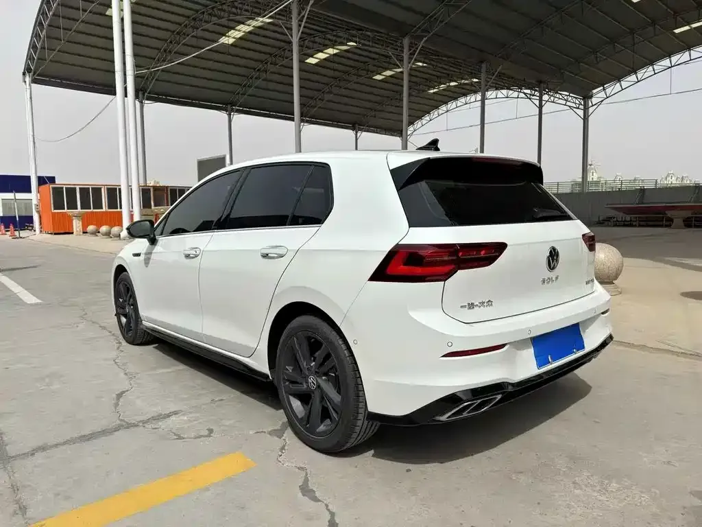 Volkswagen Golf 2021 из CN, фото 7