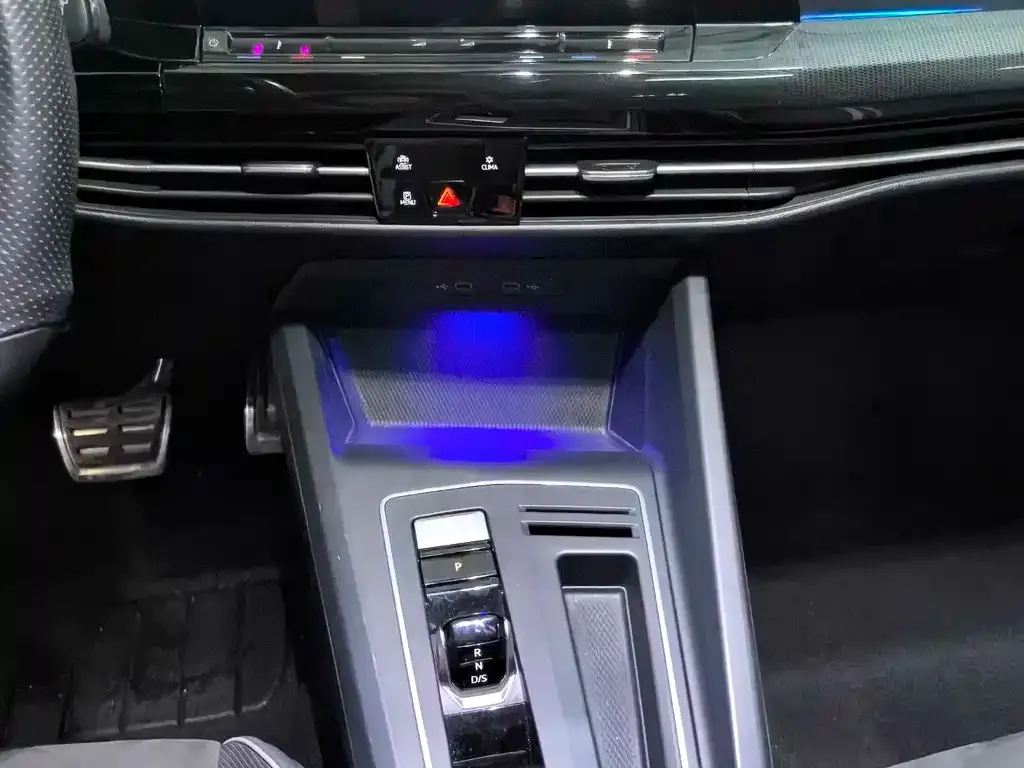 Volkswagen Golf 2021 из CN, фото 6