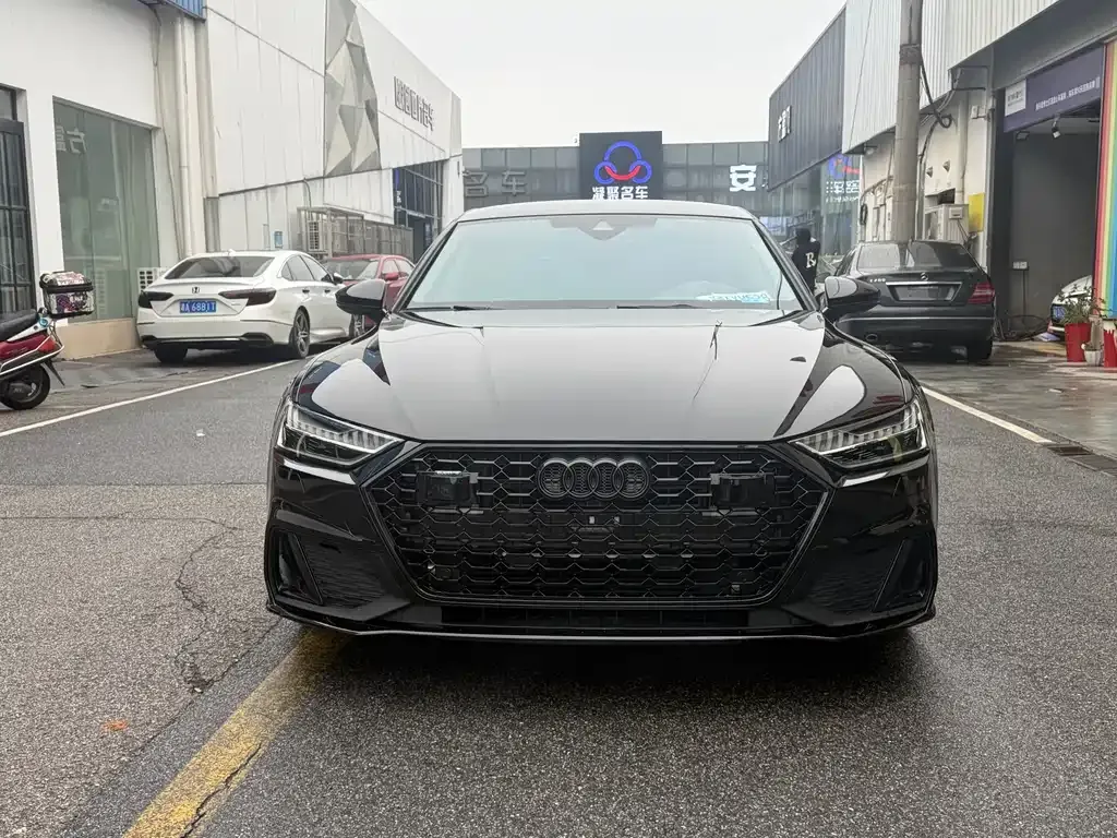 Audi A7L 2024 из CN, фото 1