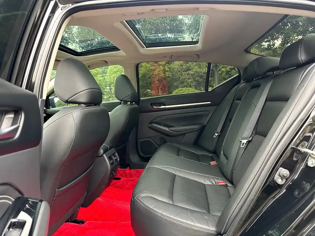 Nissan Teana 2021 из CN, фото 5