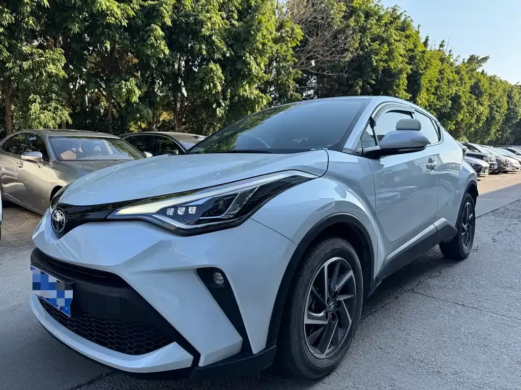 Toyota C-HR 2023 из CN, фото 1