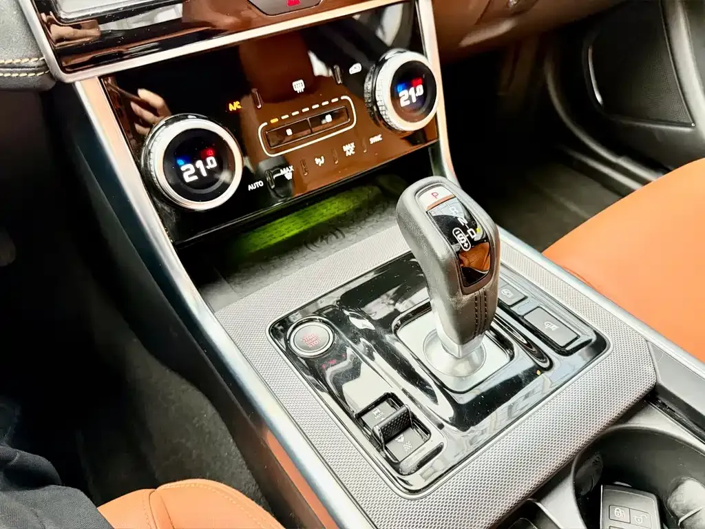 Jaguar XEL 2023 из CN, фото 8