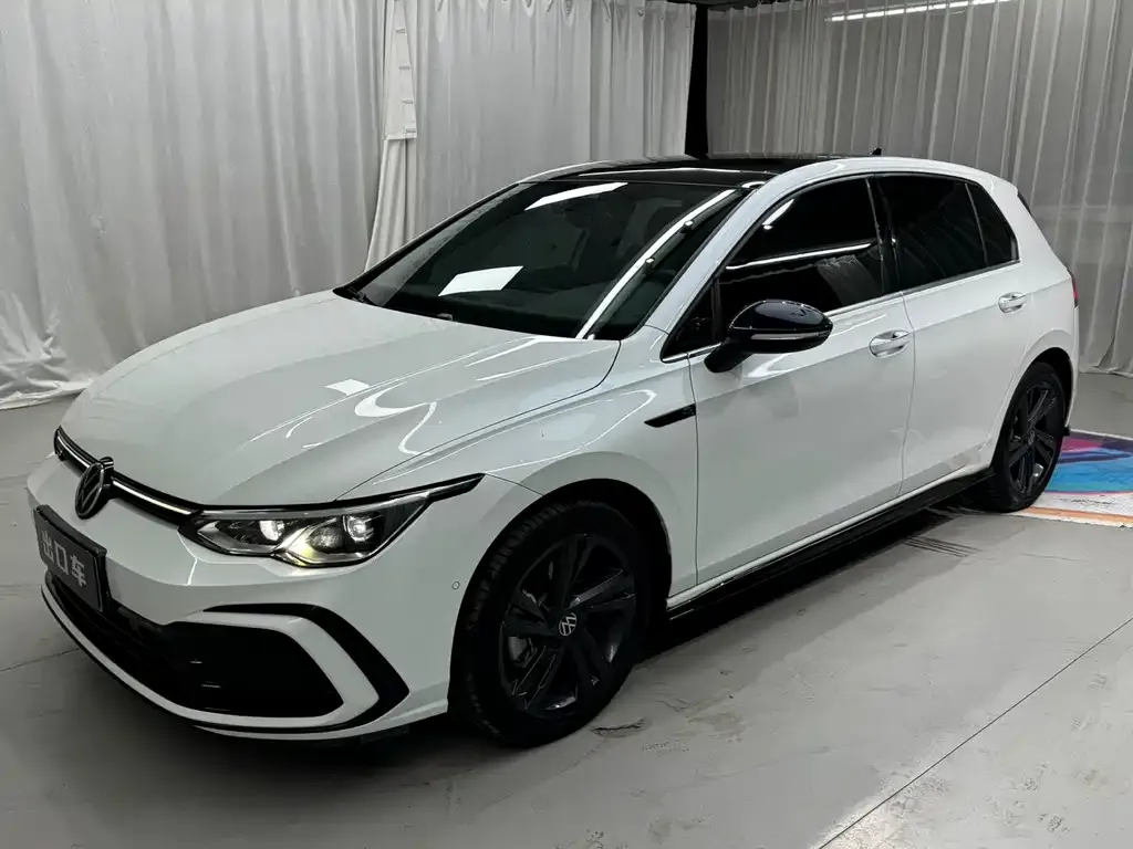 Volkswagen Golf 2022 из CN, фото 1