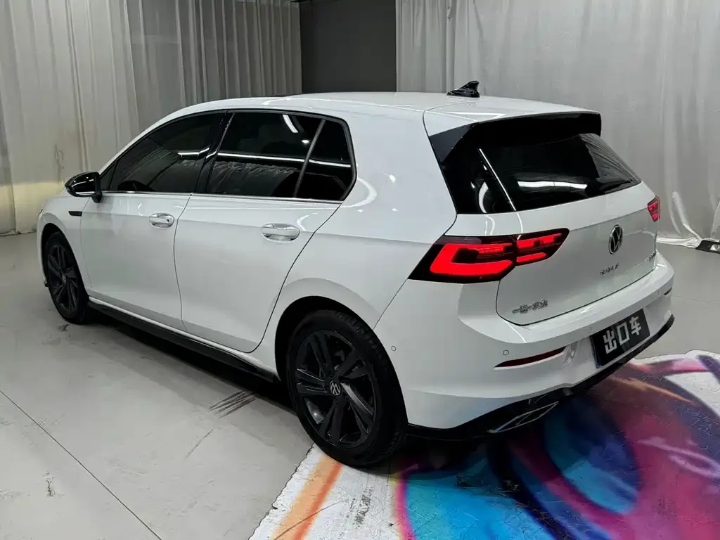Volkswagen Golf 2022 из CN, фото 2