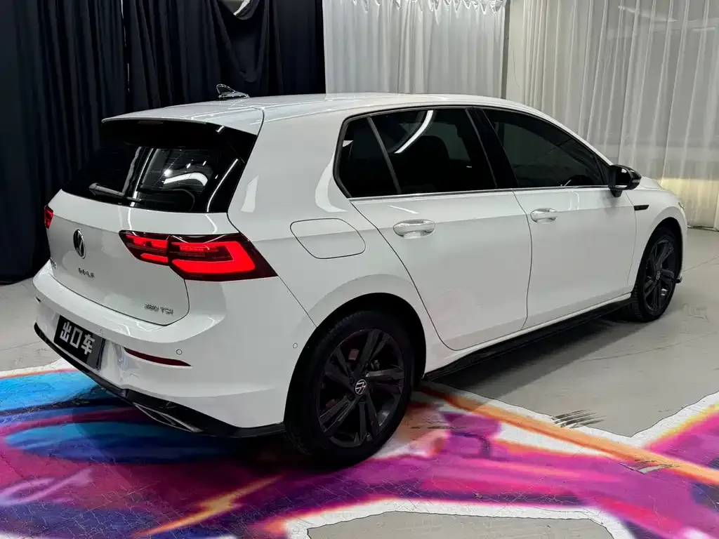 Volkswagen Golf 2022 из CN, фото 8