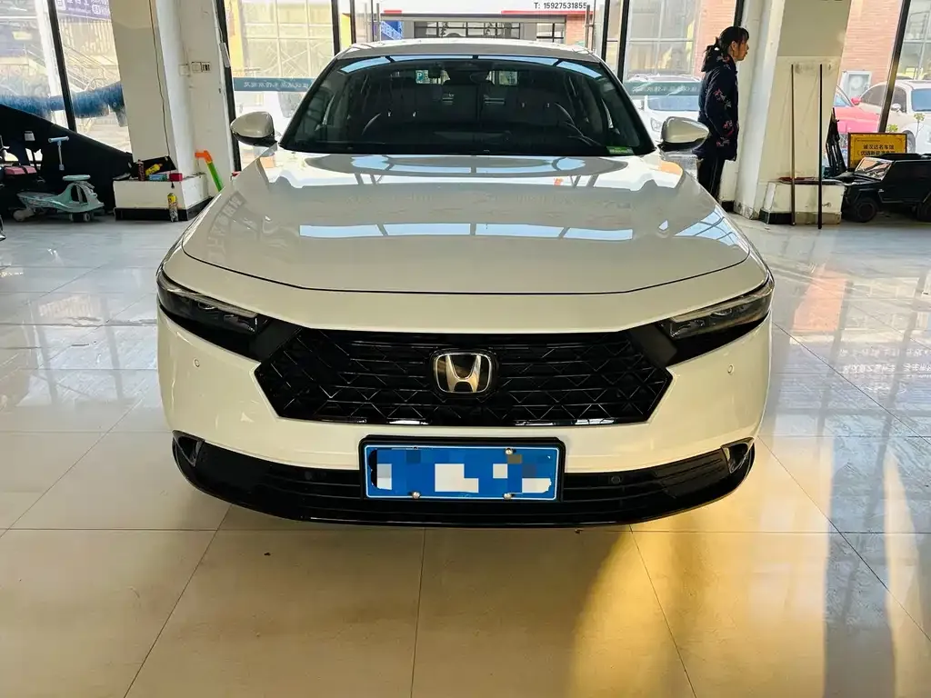Honda Accord — фото 6