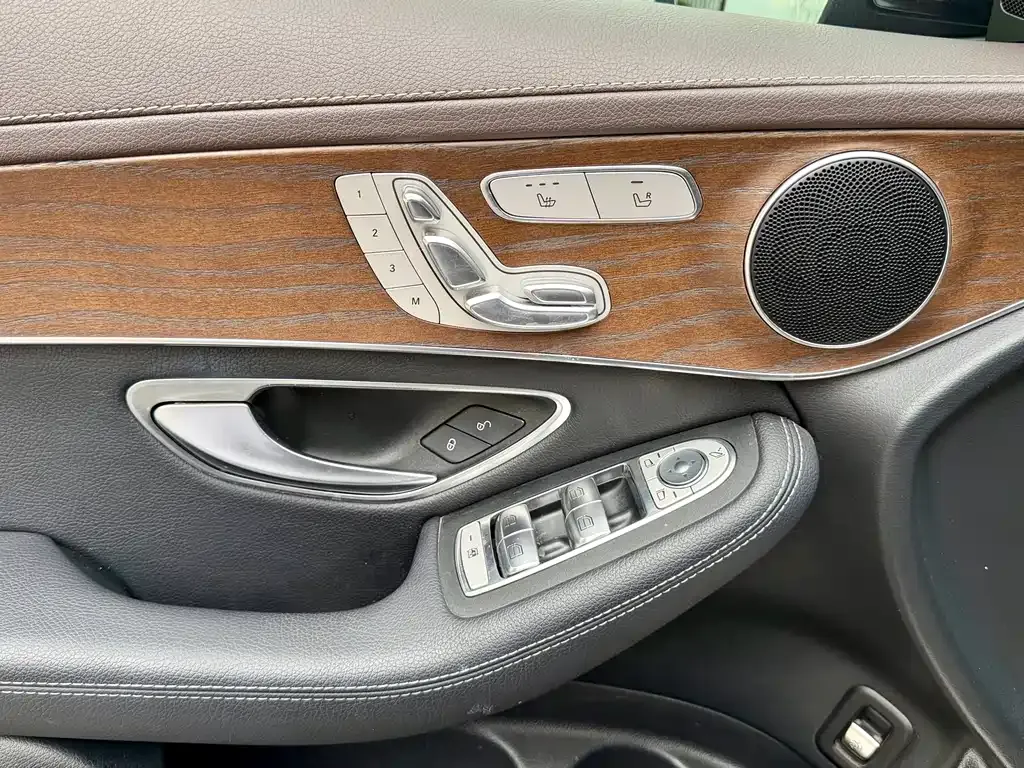 Mercedes-Benz GLC — фото 10