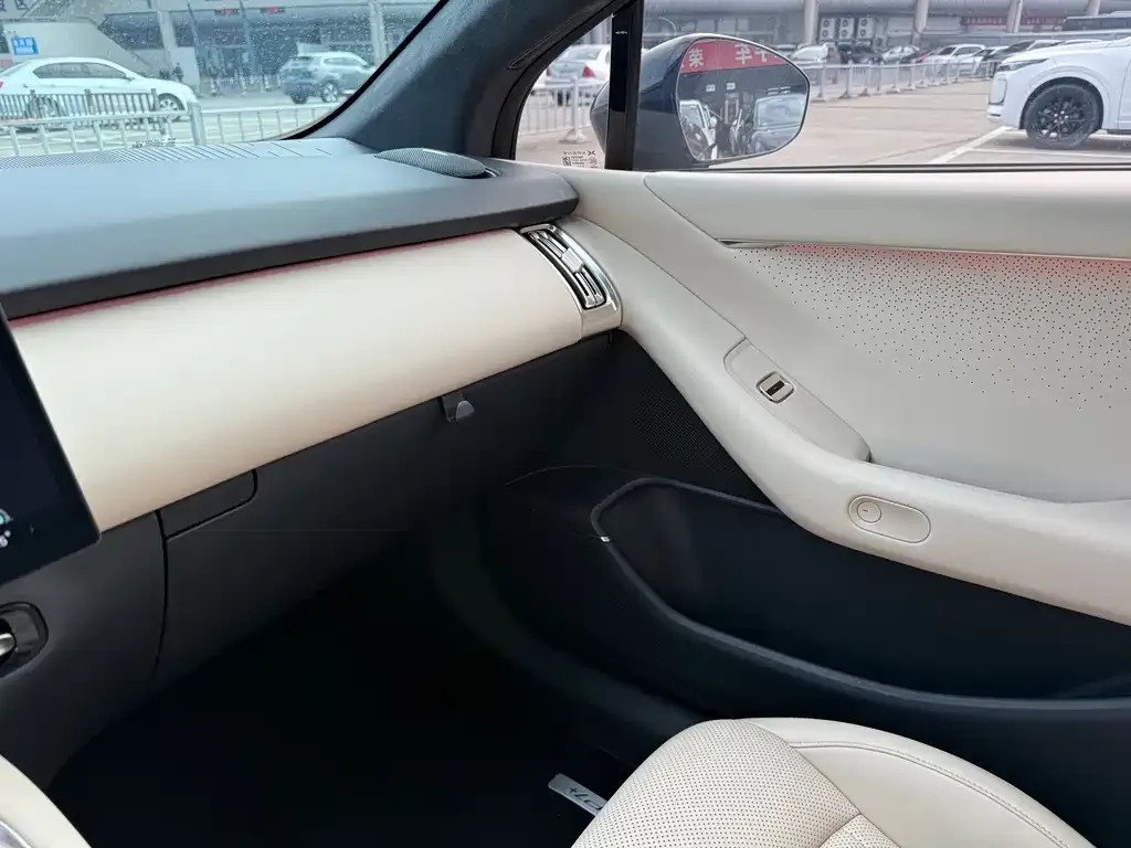 XPeng P7+ 2024 из CN, фото 3