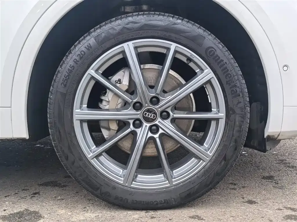 Audi Q5L 2022 из CN, фото 5