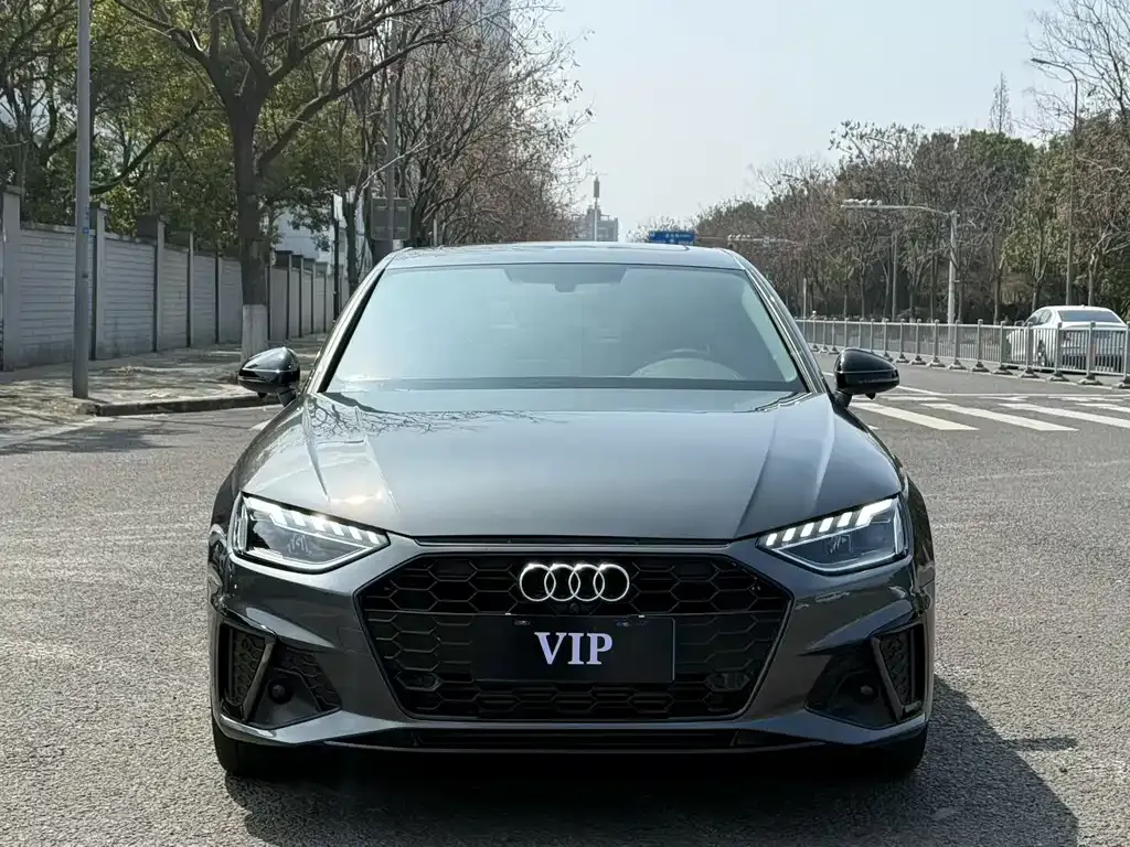 Audi A4L 2023 из CN, фото 7
