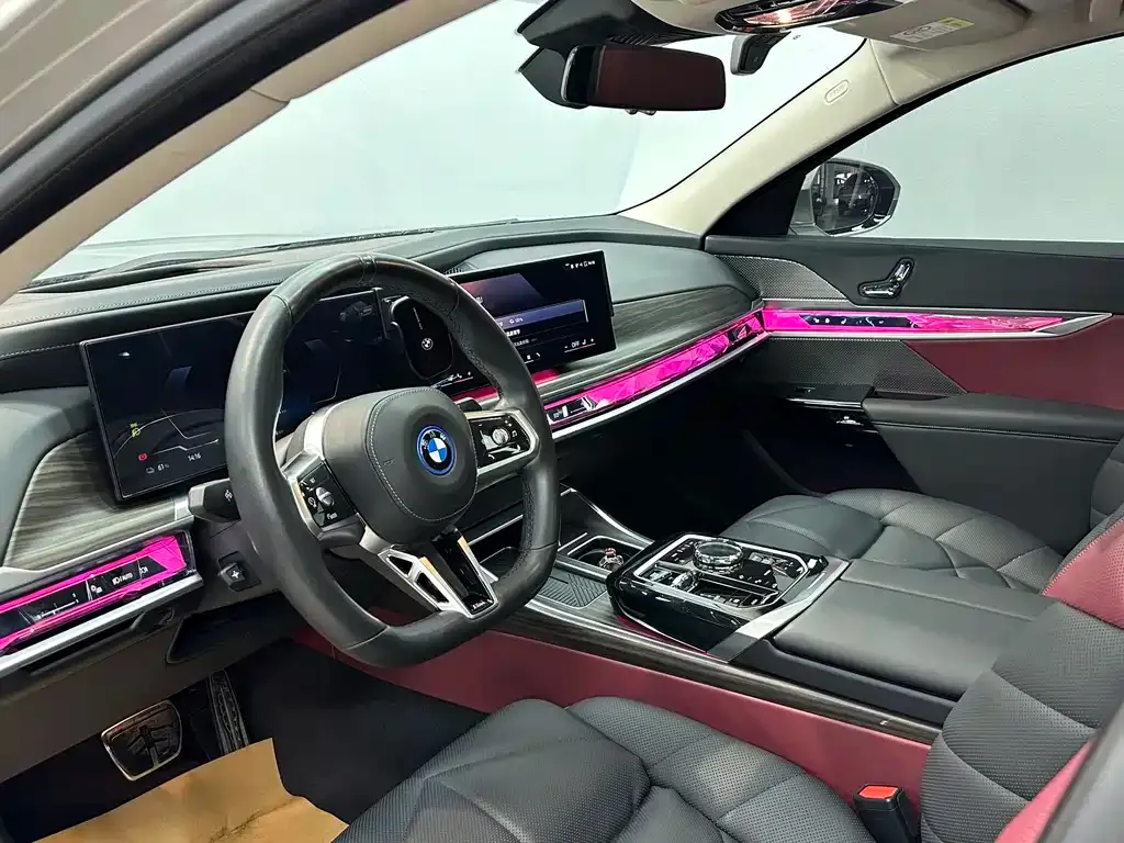 BMW i7 2023 из CN, фото 9