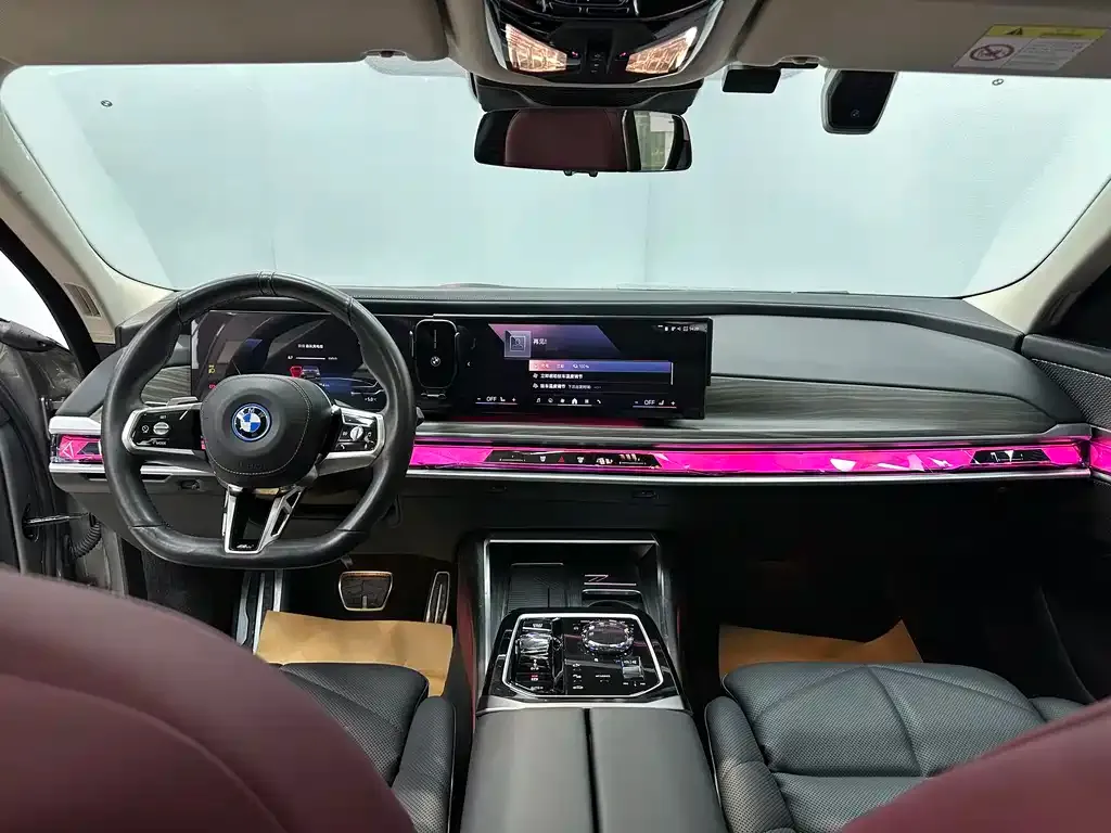 BMW i7 2023 из CN, фото 7