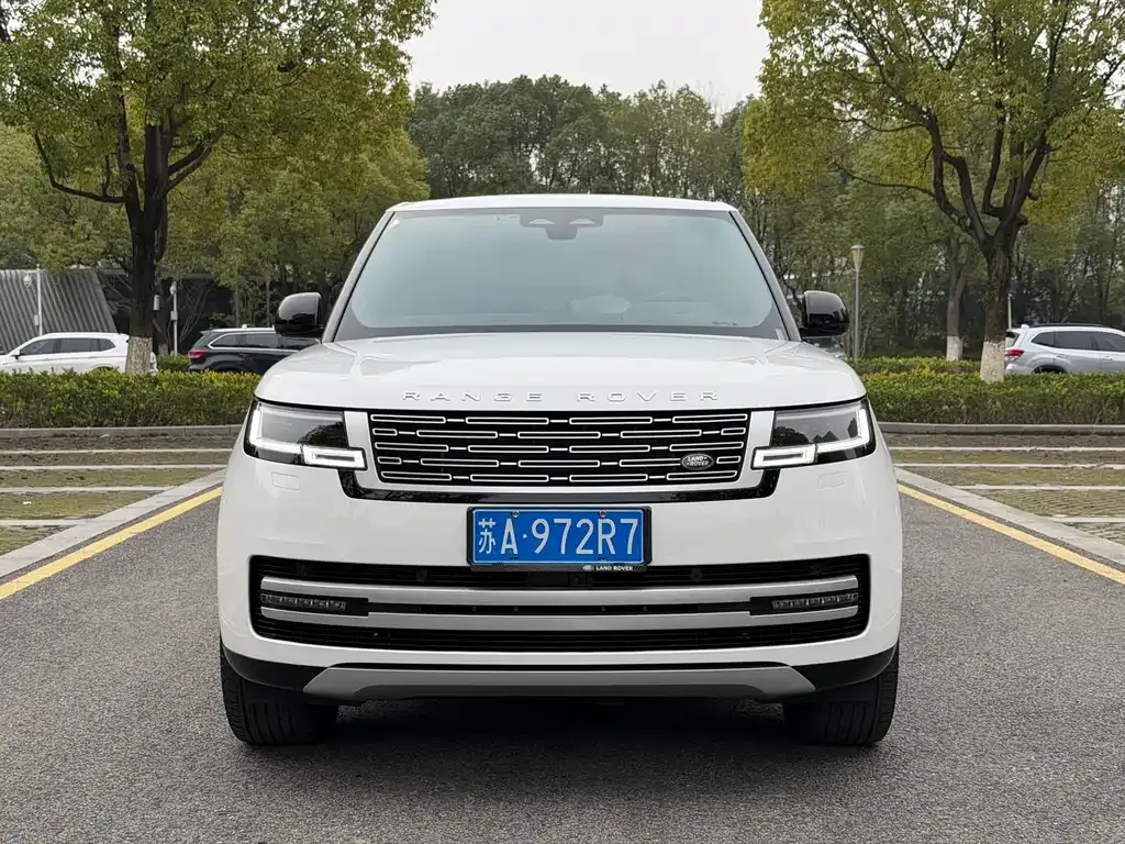 Land Rover Range Rover 2023 из CN, фото 2