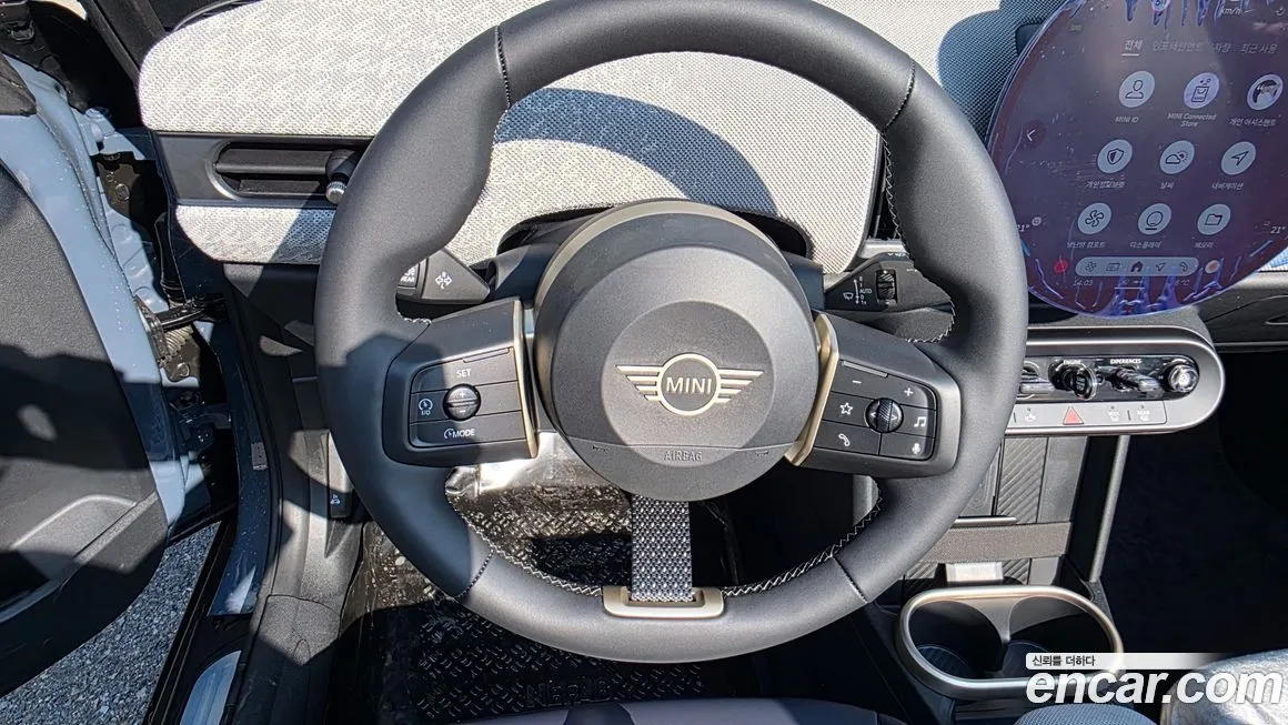 Mini Cooper Convertible 2025 из KR, фото 6