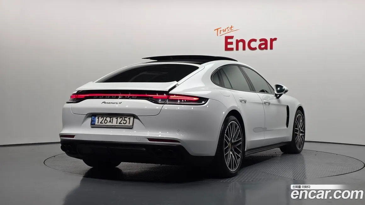 Porsche Panamera — фото 3