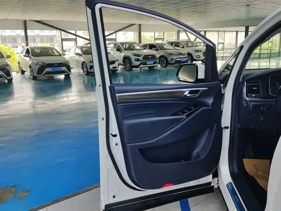 GAC Motor Trumpchi M8 — фото 9