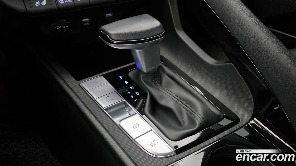 Hyundai AVANTE — фото 4