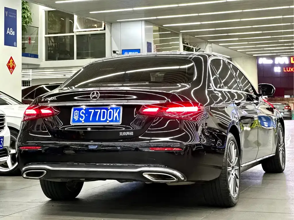 Mercedes-Benz E-Class — фото 10