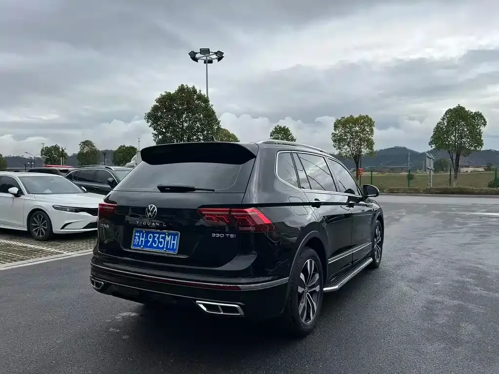 Volkswagen Tiguan L 2023 из CN, фото 3