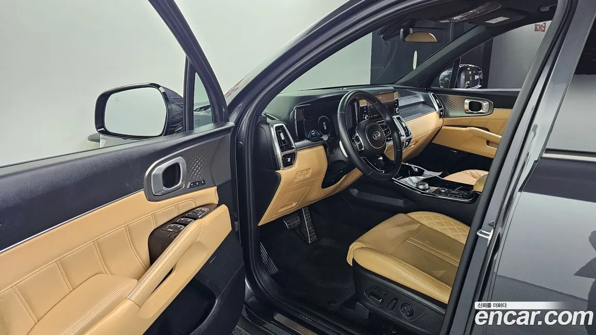 Kia Sorento — фото 6