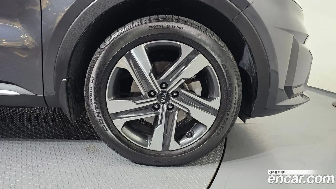 Kia Sorento — фото 3