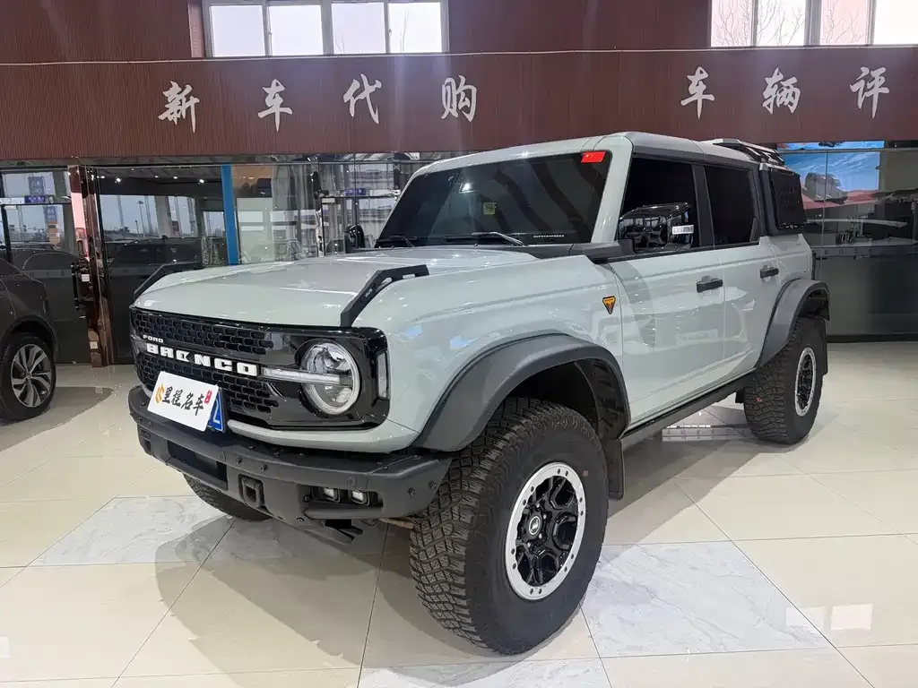 Ford Bronco 2024 из CN, фото 1