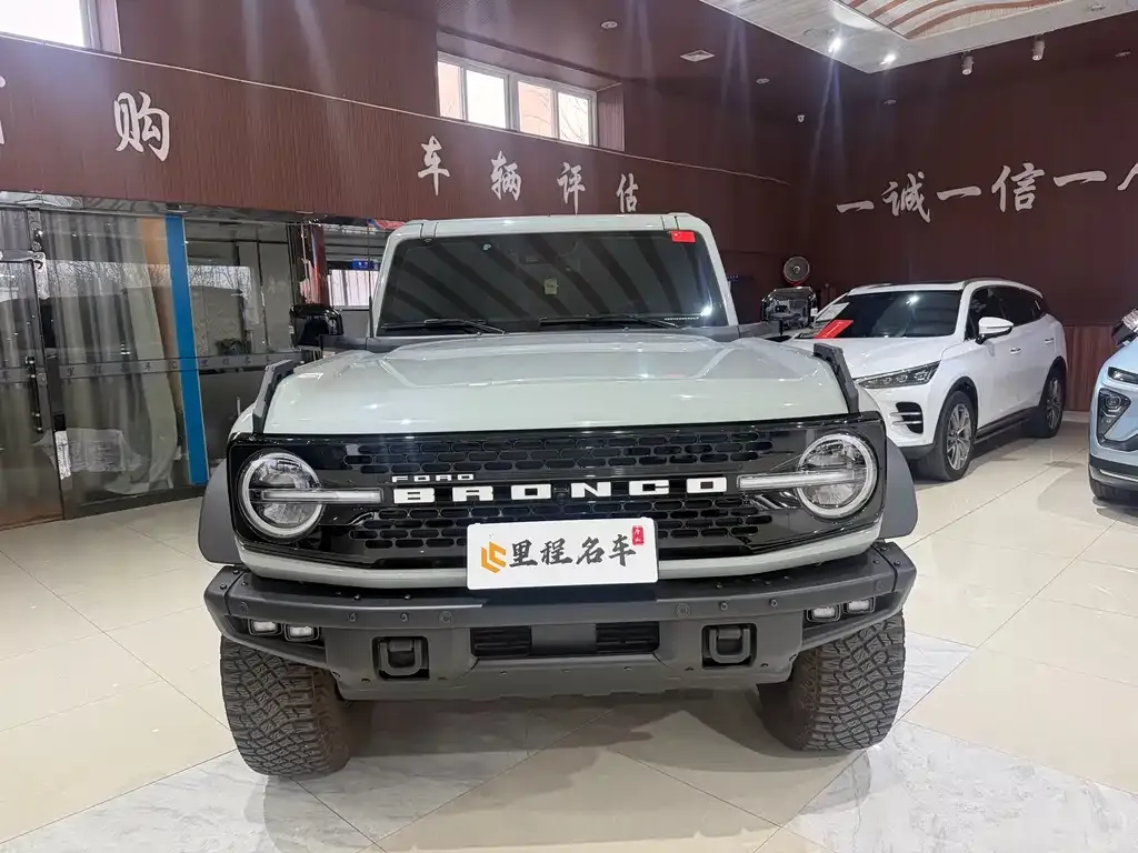 Ford Bronco 2024 из CN, фото 3