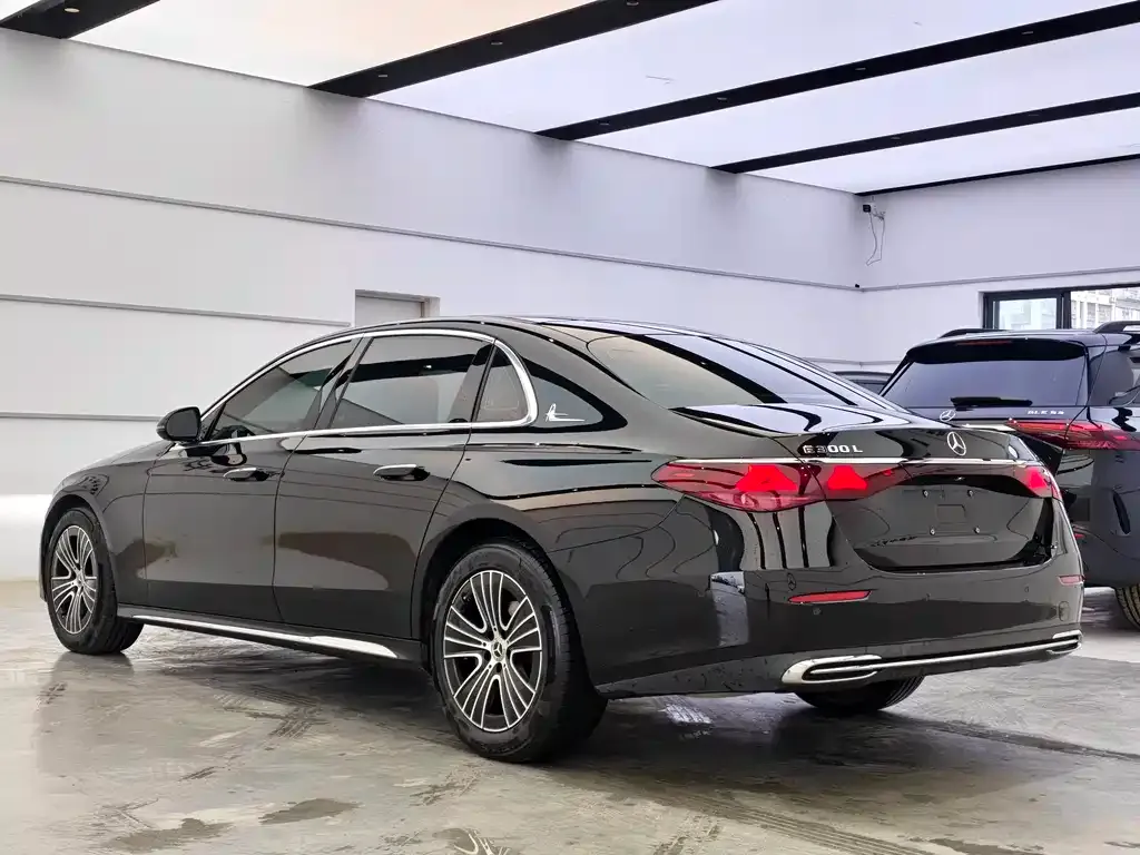 Mercedes-Benz E-Class 2024 из CN, фото 6