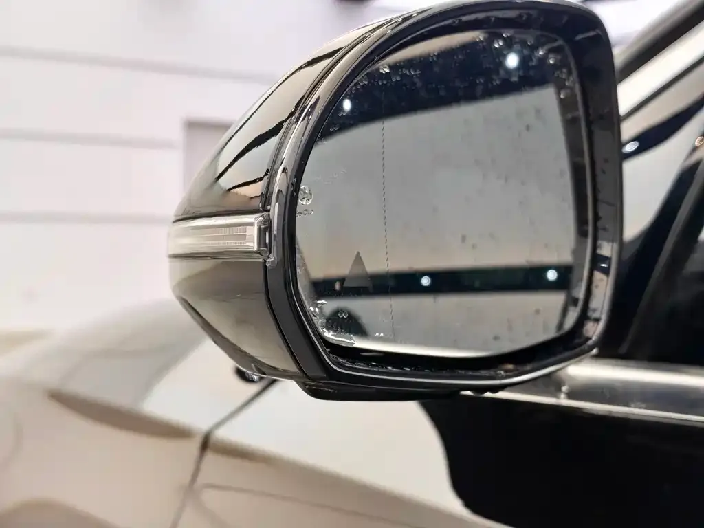 Mercedes-Benz E-Class 2024 из CN, фото 2