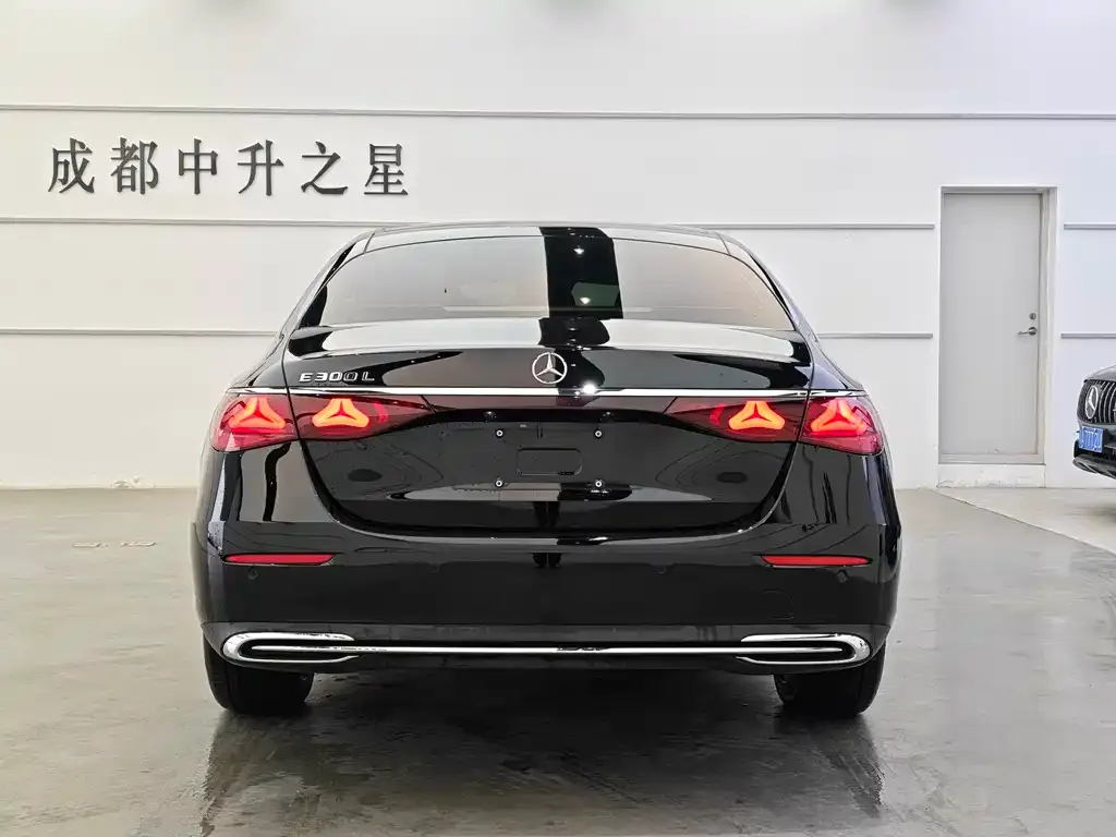 Mercedes-Benz E-Class 2024 из CN, фото 4